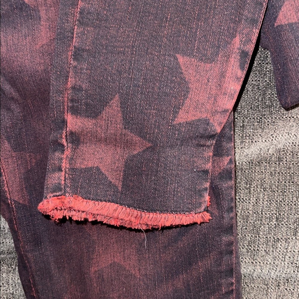 Women's Star Patterned Ankle Jeans - Picture 6 of 6